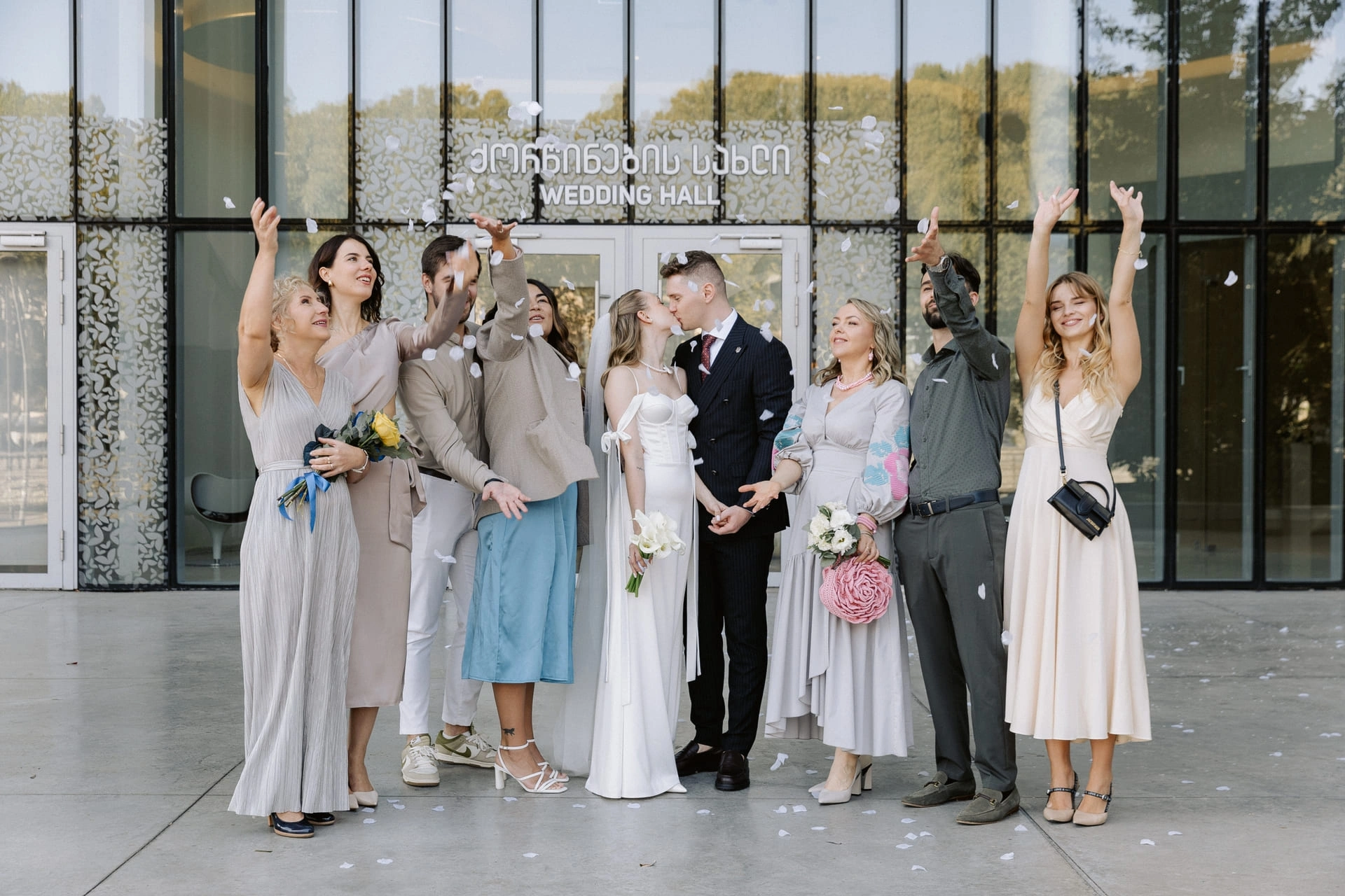 Свадьба в Дворце бракосочетания в Тбилиси