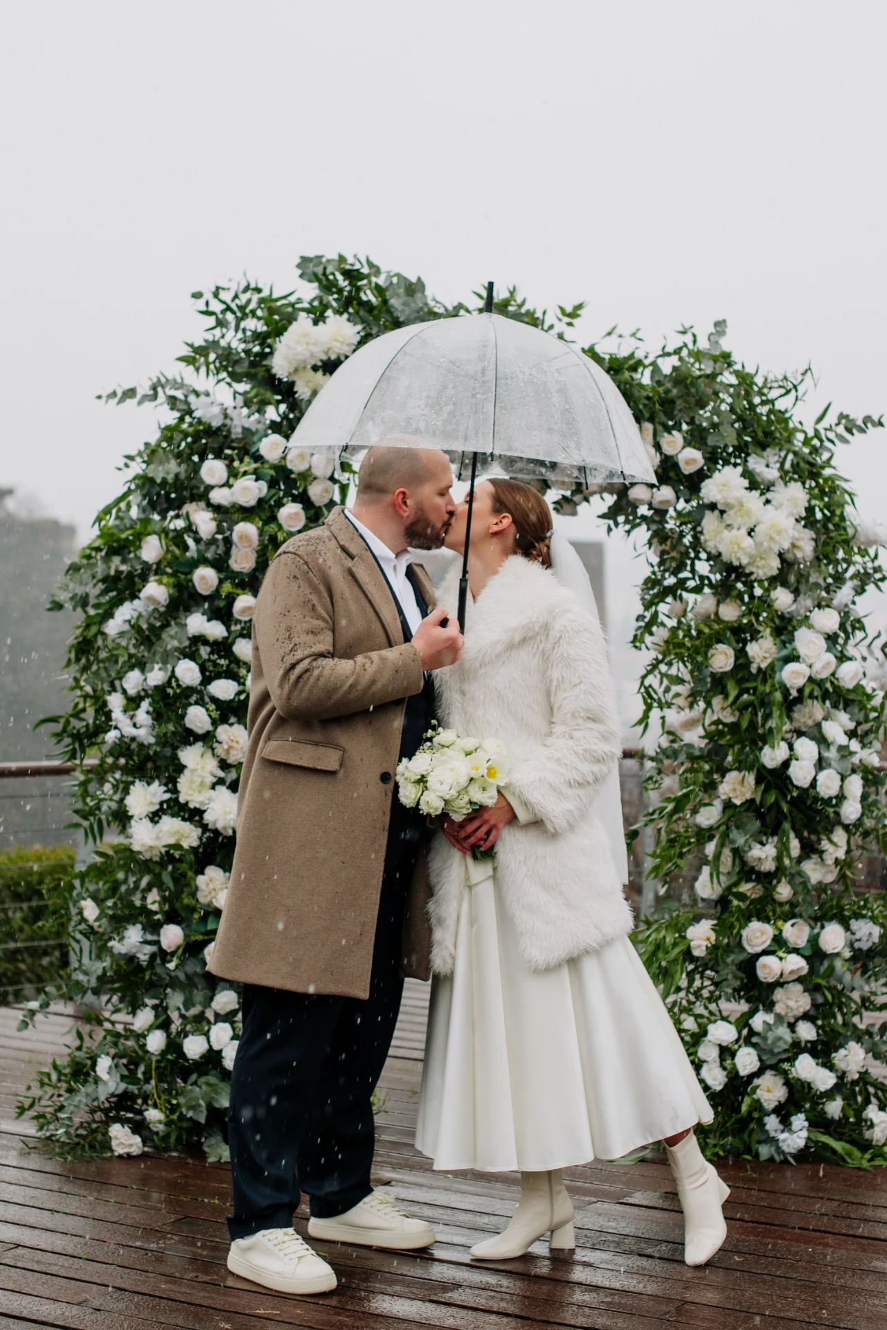 Свадебная церемония на открытом воздухе в Грузии для иностранцев