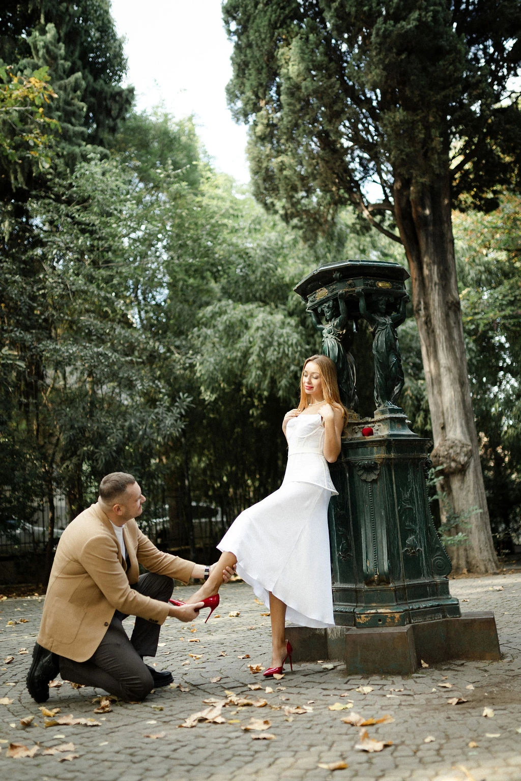 Осенний Тбилиси свадебная прогулка для иностранных пар