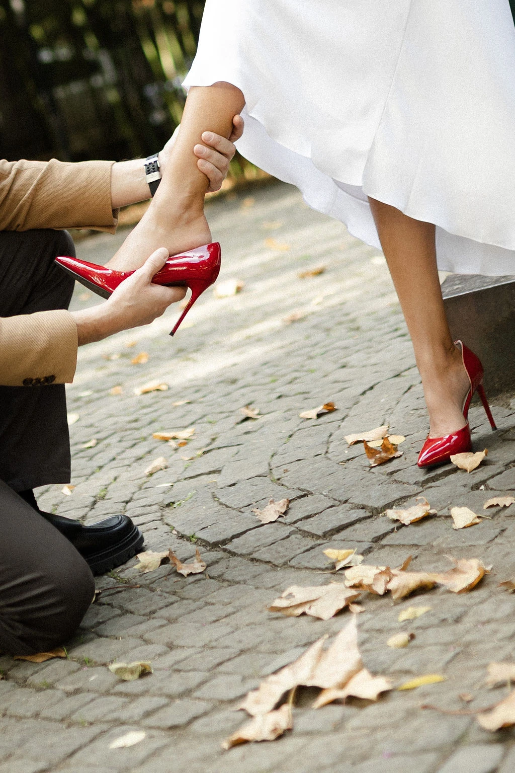 Красивая свадебная фотосессия в Тбилиси осенью