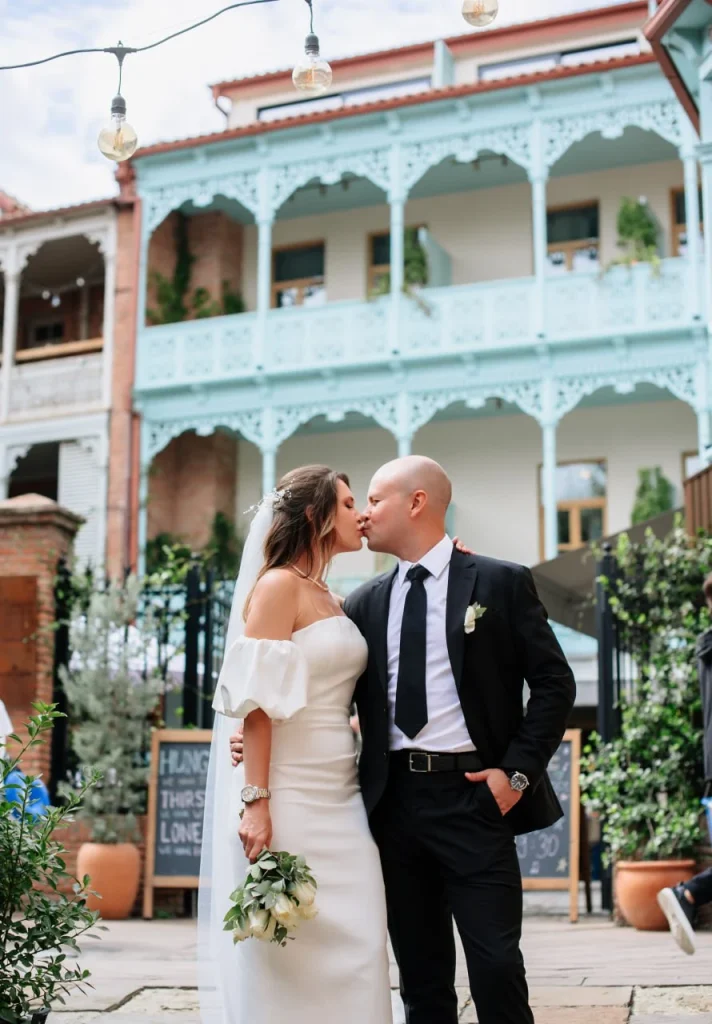 Сложности брака в Латвии для граждан и иностранцев: почему Грузия выигрывает