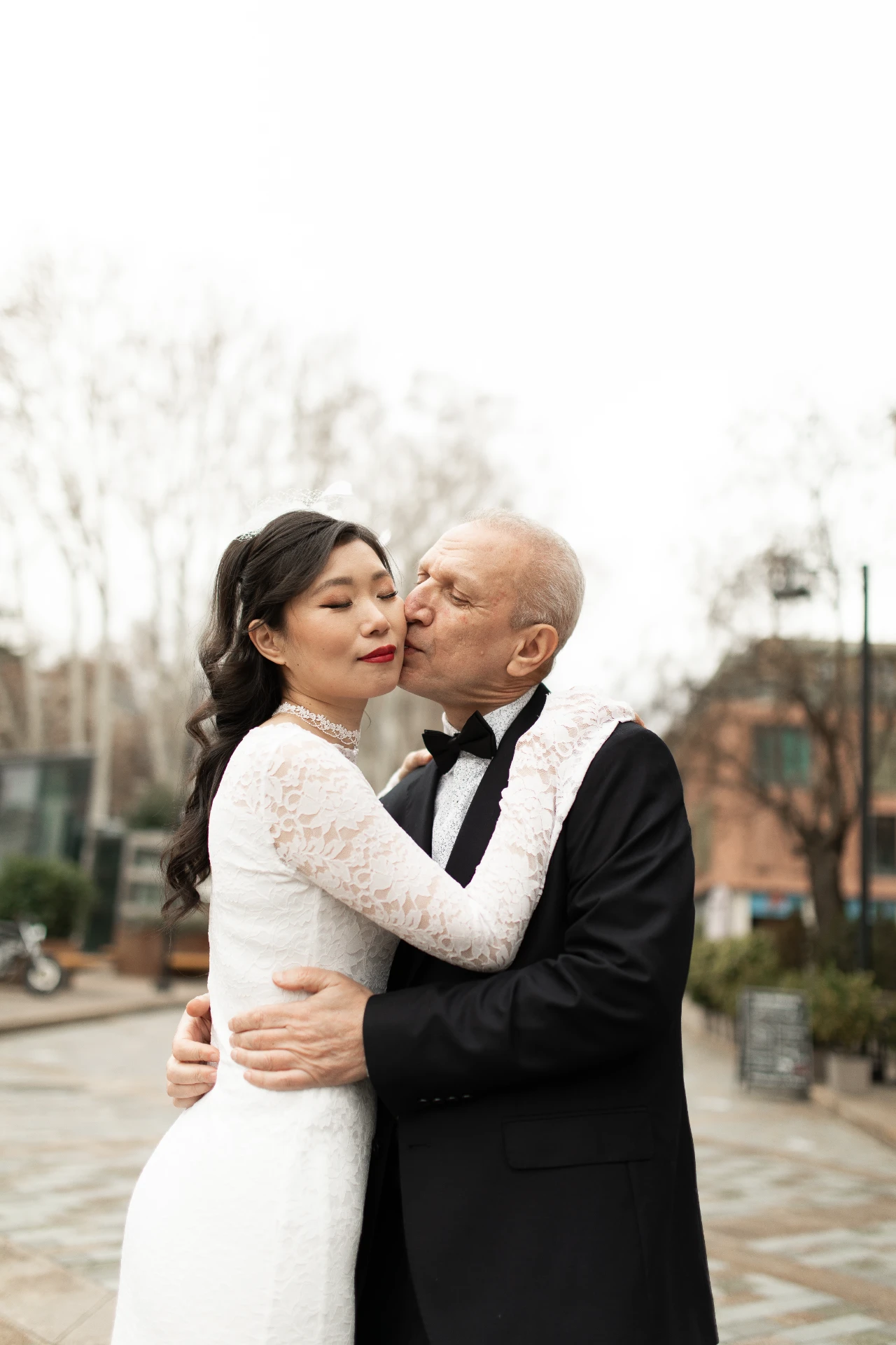 Свадебная фотосессия иностранной пары в Тбилиси