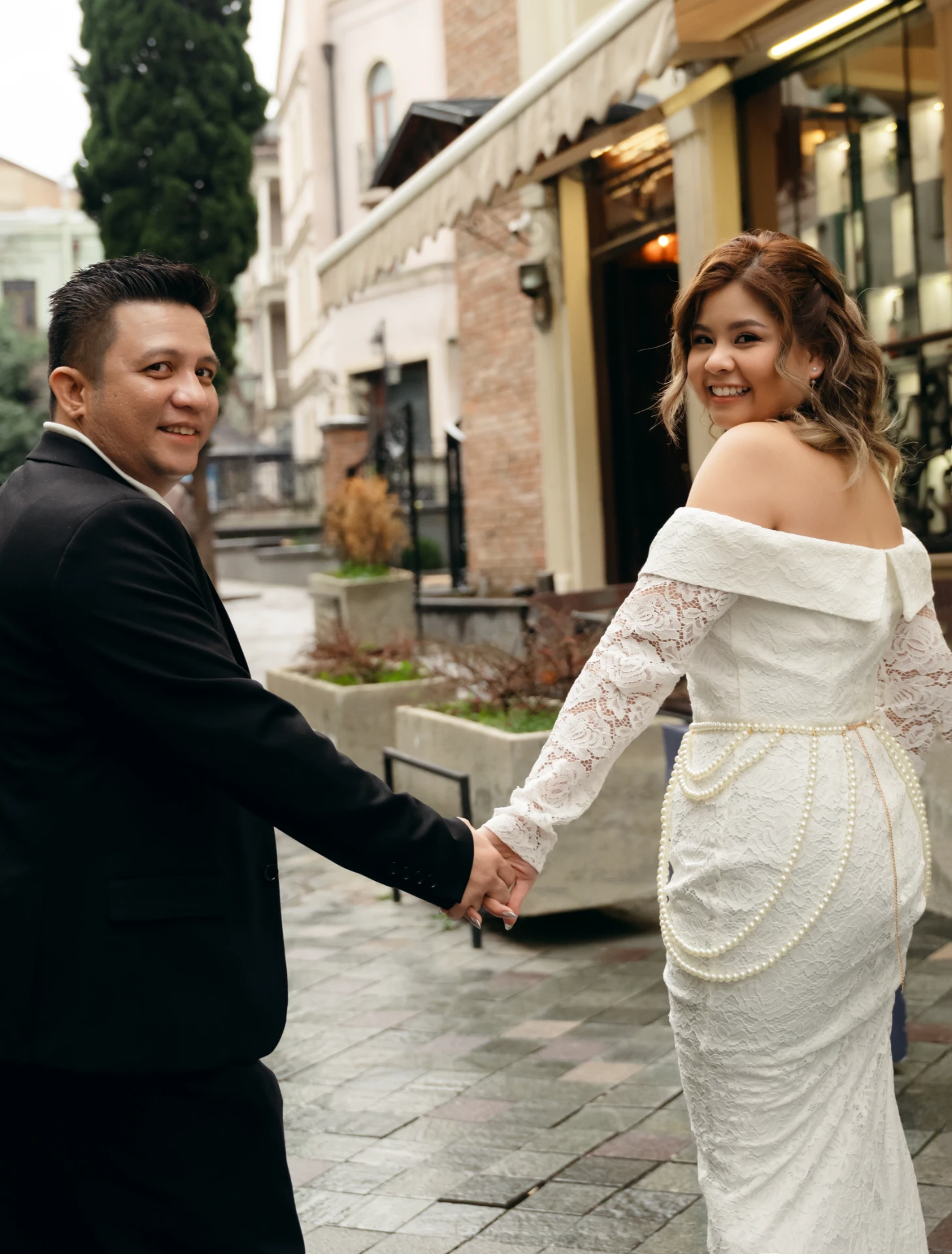 Красивая свадебная фотосессия в старом Тбилиси